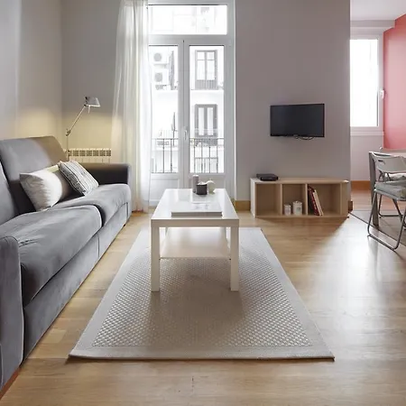 Gros Arena By Feelfree Apartment